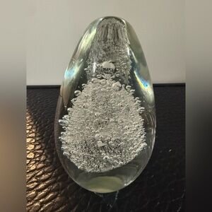 Paperweight Clearly Egg Art Glass With Bubbles
5.5 Inches.